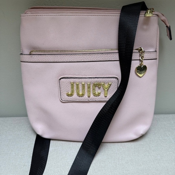 Juicy Couture Handbags - Juicy Couture Crossbody Purse Pink Black Faux Leather Logo Strap Messenger